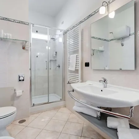 Hotel Western Rocca 4*