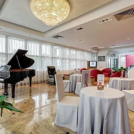 Western Rocca 4* Cassino