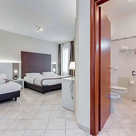 Western Rocca Hotel 4*
