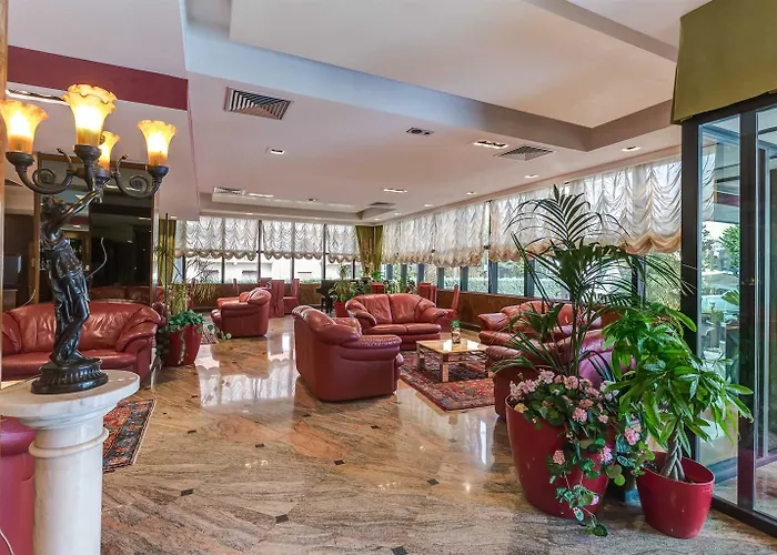 Szálloda Western Rocca 4*